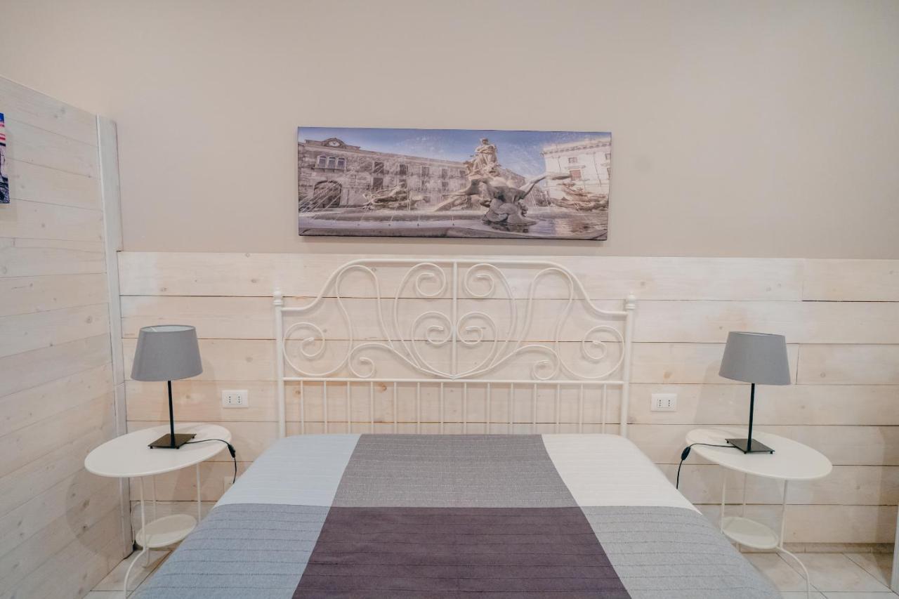 Syracuseapartments Il Piave Di Siracusa Appartamento Per 6 Persone Vicino Ad Ortigia A 200M Dal Mare Kültér fotó