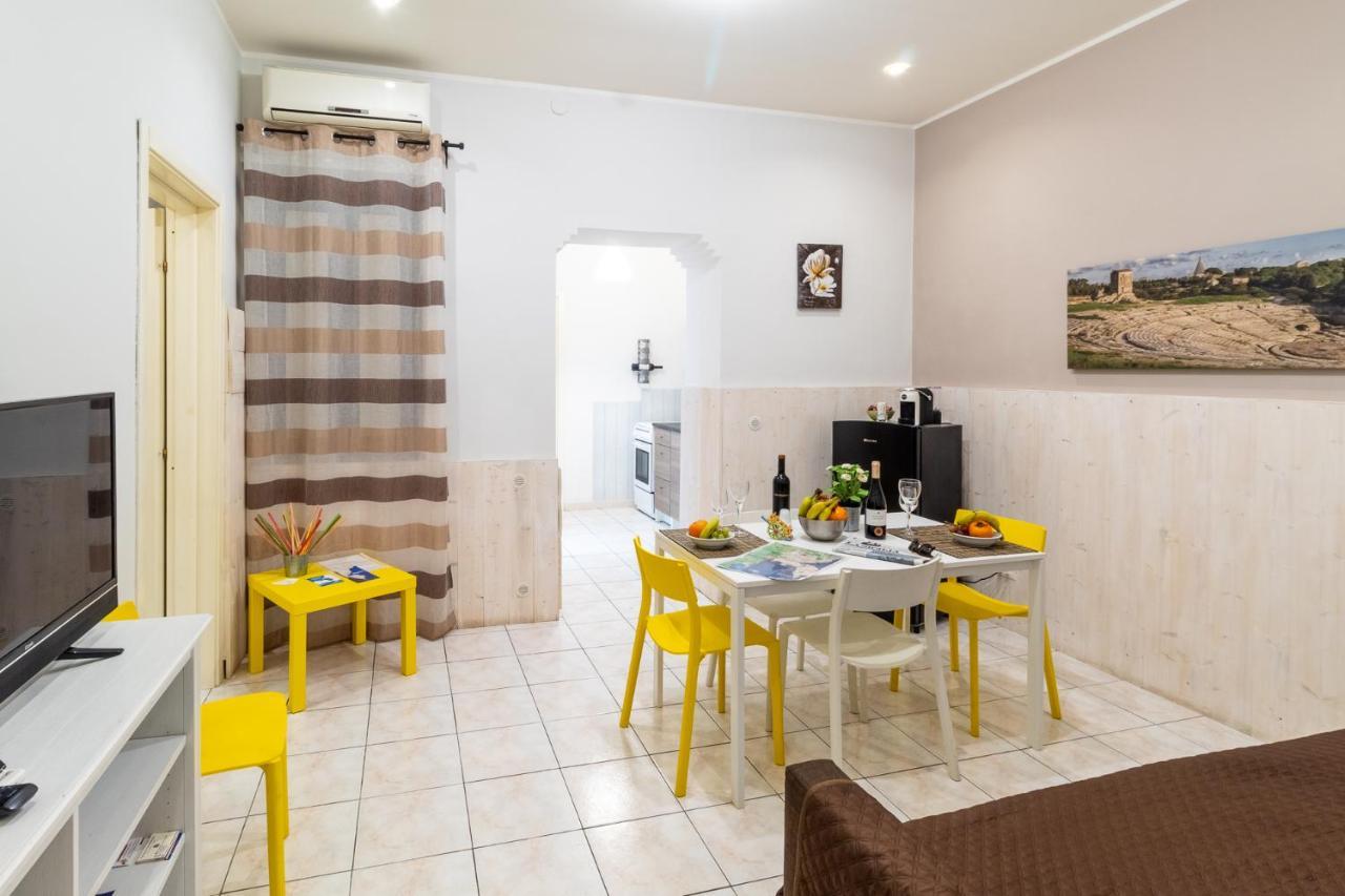 Syracuseapartments Il Piave Di Siracusa Appartamento Per 6 Persone Vicino Ad Ortigia A 200M Dal Mare Kültér fotó