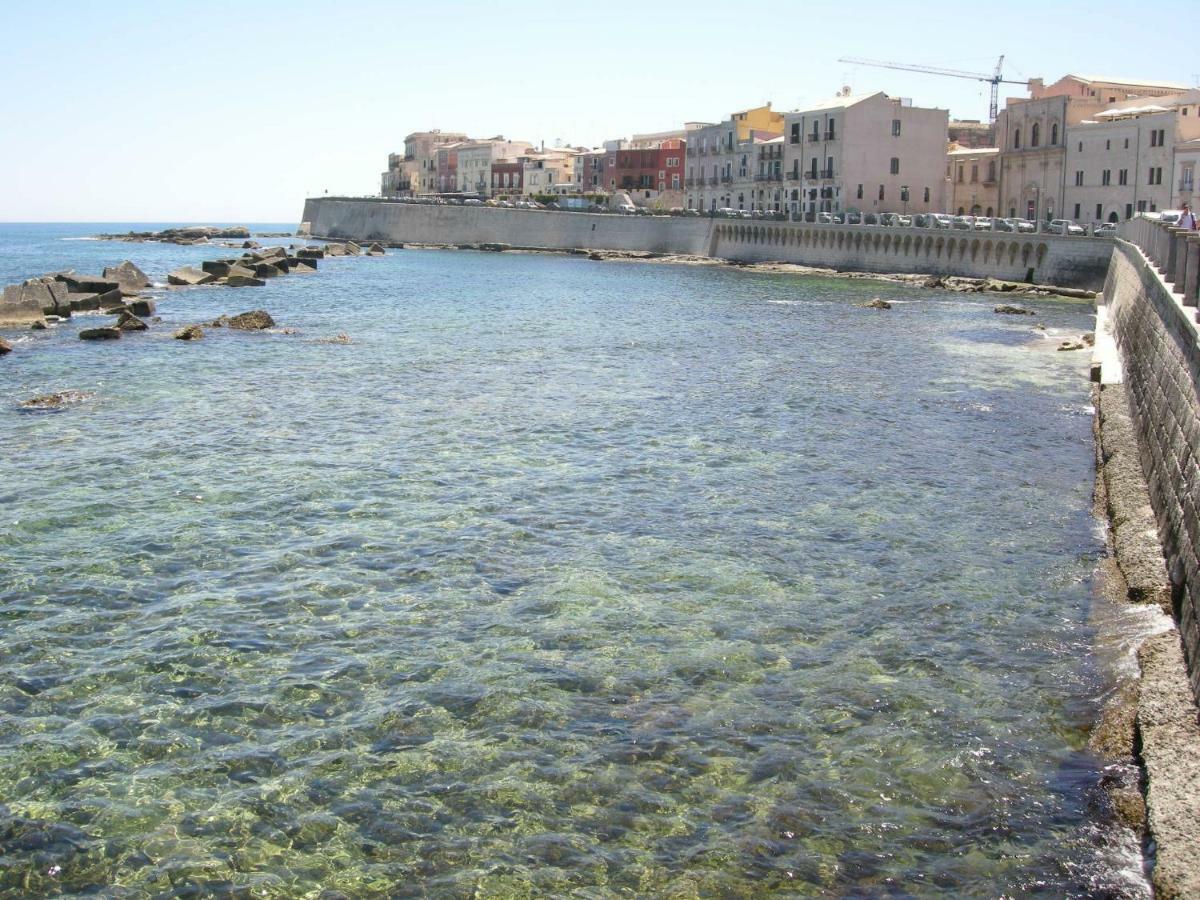 Syracuseapartments Il Piave Di Siracusa Appartamento Per 6 Persone Vicino Ad Ortigia A 200M Dal Mare Kültér fotó
