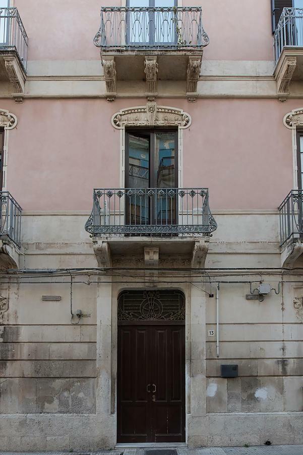 Syracuseapartments Il Piave Di Siracusa Appartamento Per 6 Persone Vicino Ad Ortigia A 200M Dal Mare Kültér fotó